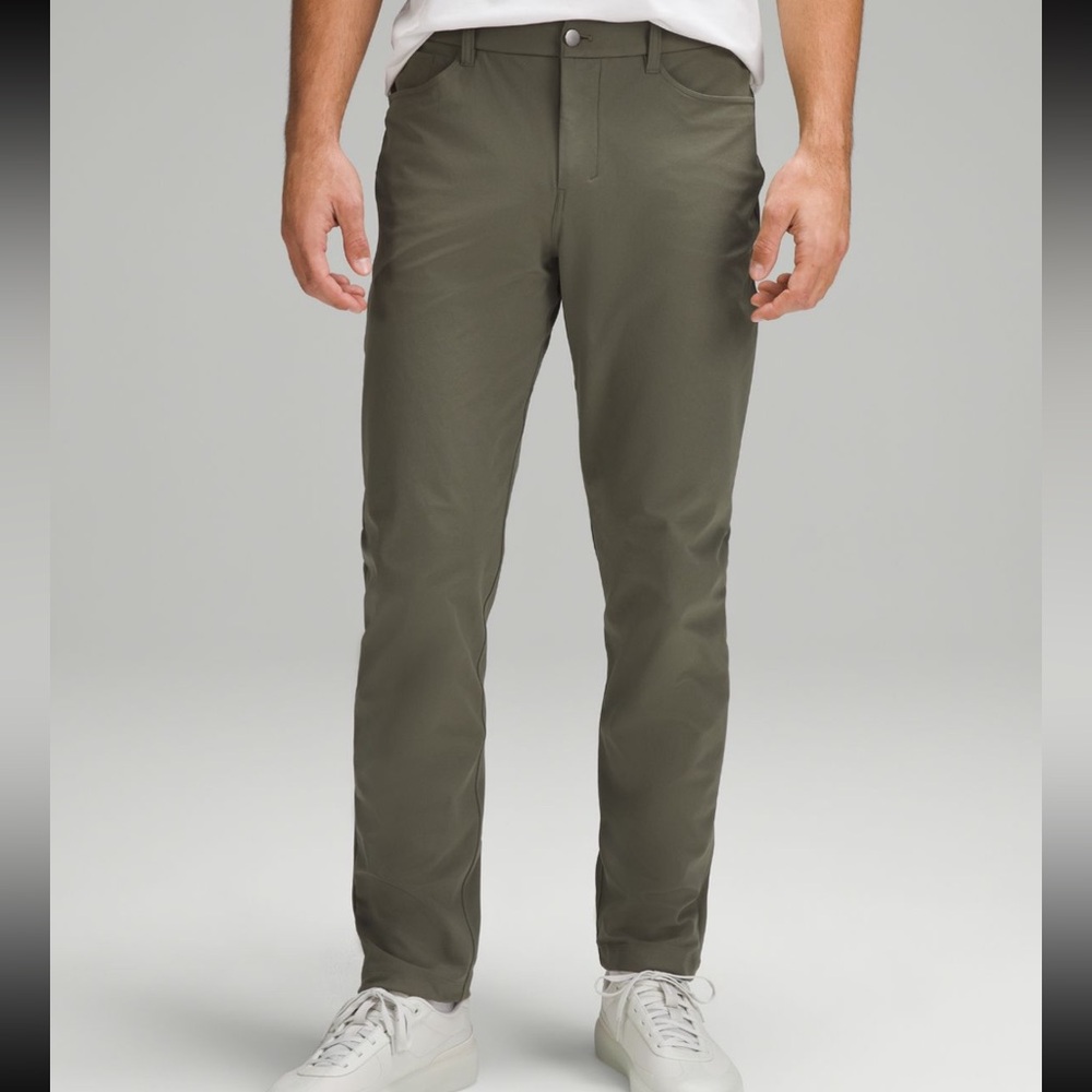 Lululemon ABC Pant Classic Size 32 x 28”L 🫒